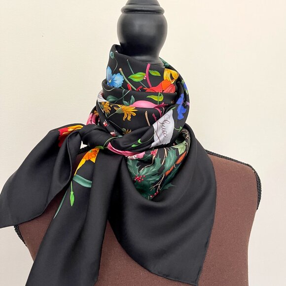 Gucci Scarf Flora Print Logo Black Multicolor Silk Wrap - Picture 13 of 16